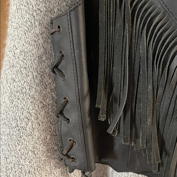 Leather Wear XS Black Leather Vest w/ Fringe Rose - Picture 4 of 5